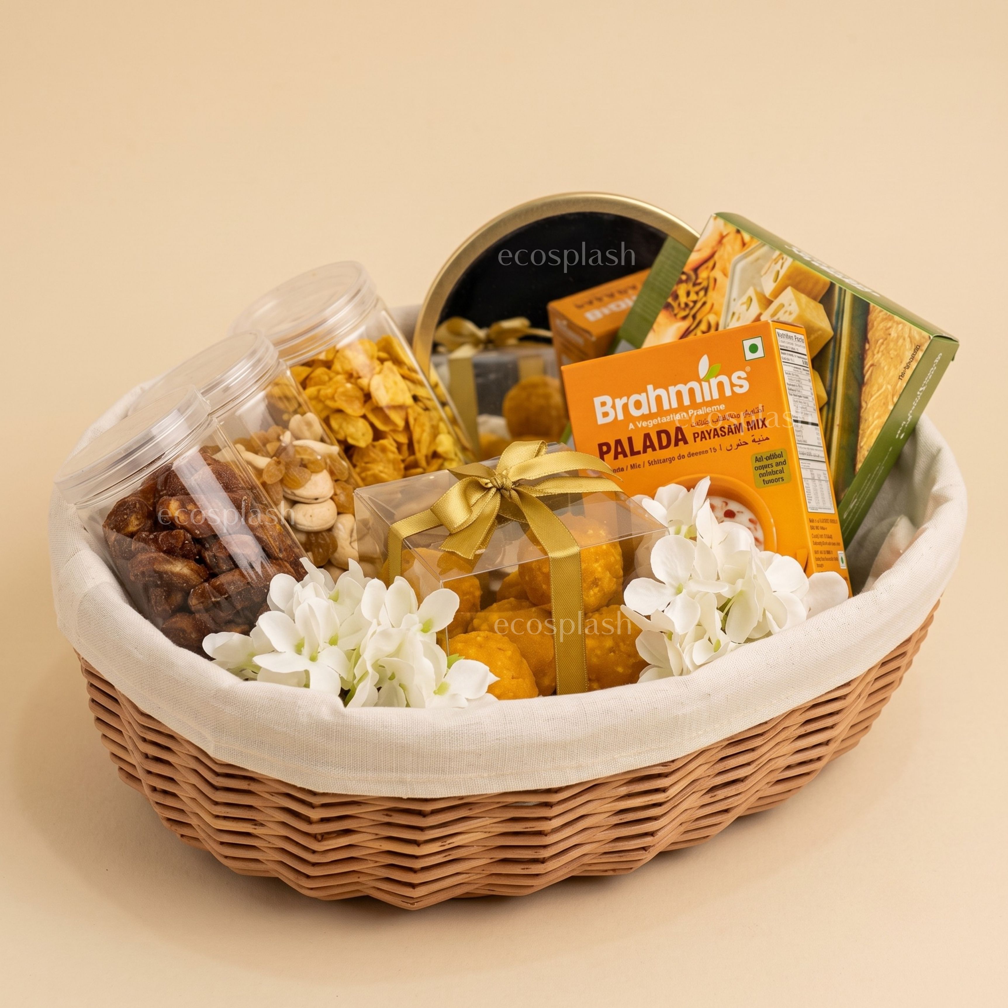 The Festive Crunch & Sweet Basket